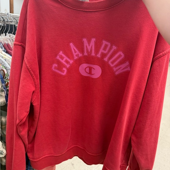 Champion Red Crewneck Sweatshirt - Picture 1 of 1